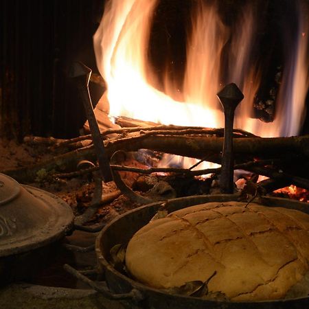 Comano  Agriturismo Casa Turchetti מראה חיצוני תמונה